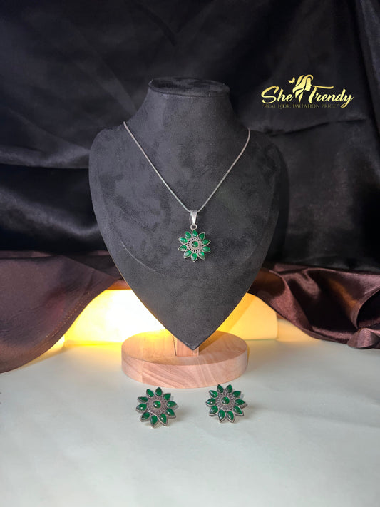 Divine Magenta Flower Necklace & Earring Set ( Green )